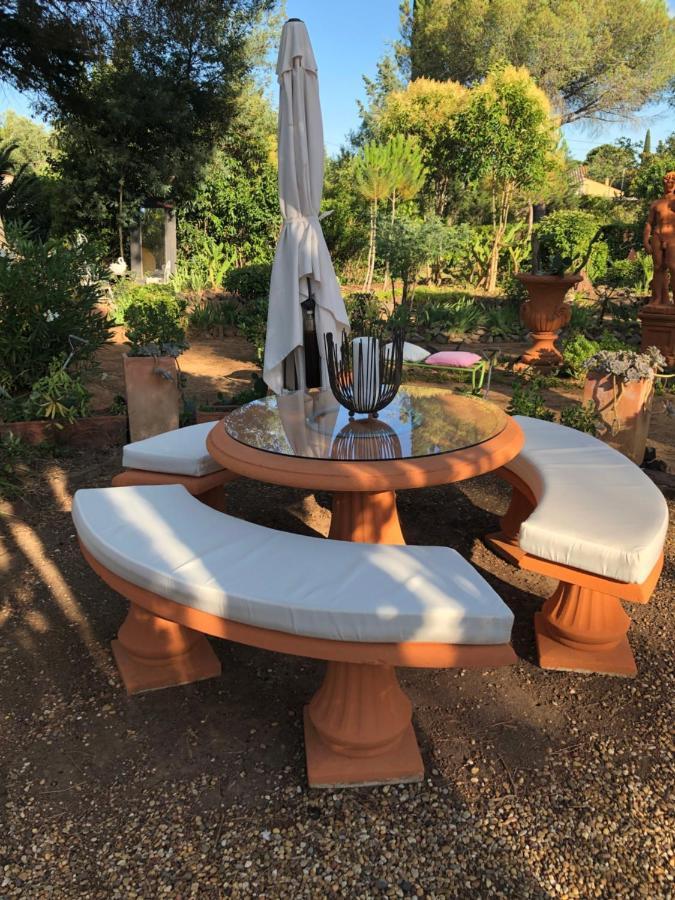 La Cactee Singuliere Acomodação com café da manhã Béziers Exterior foto